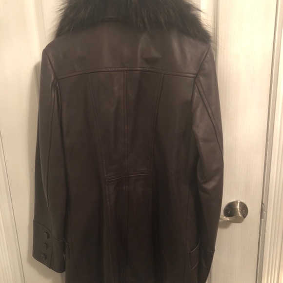Genuine Leather Purple Coat with Removable Fur Collar - Picture 6 of 7